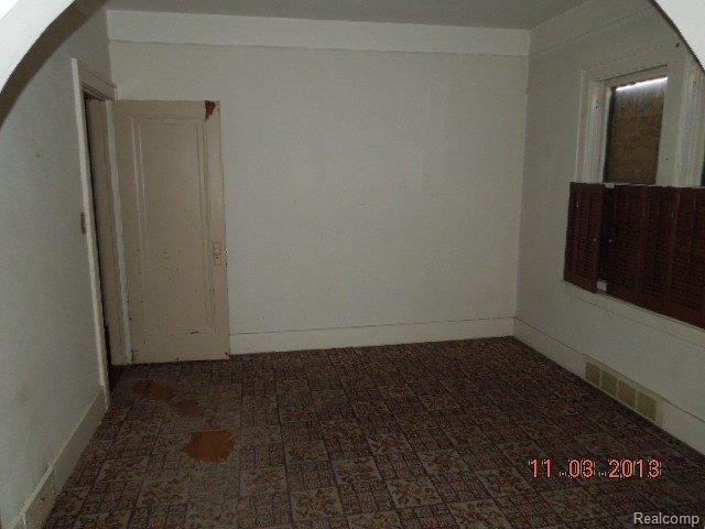 31 Elizabeth Street River Rouge, MI 48218 - Photo 4 of 18 029.JPG
