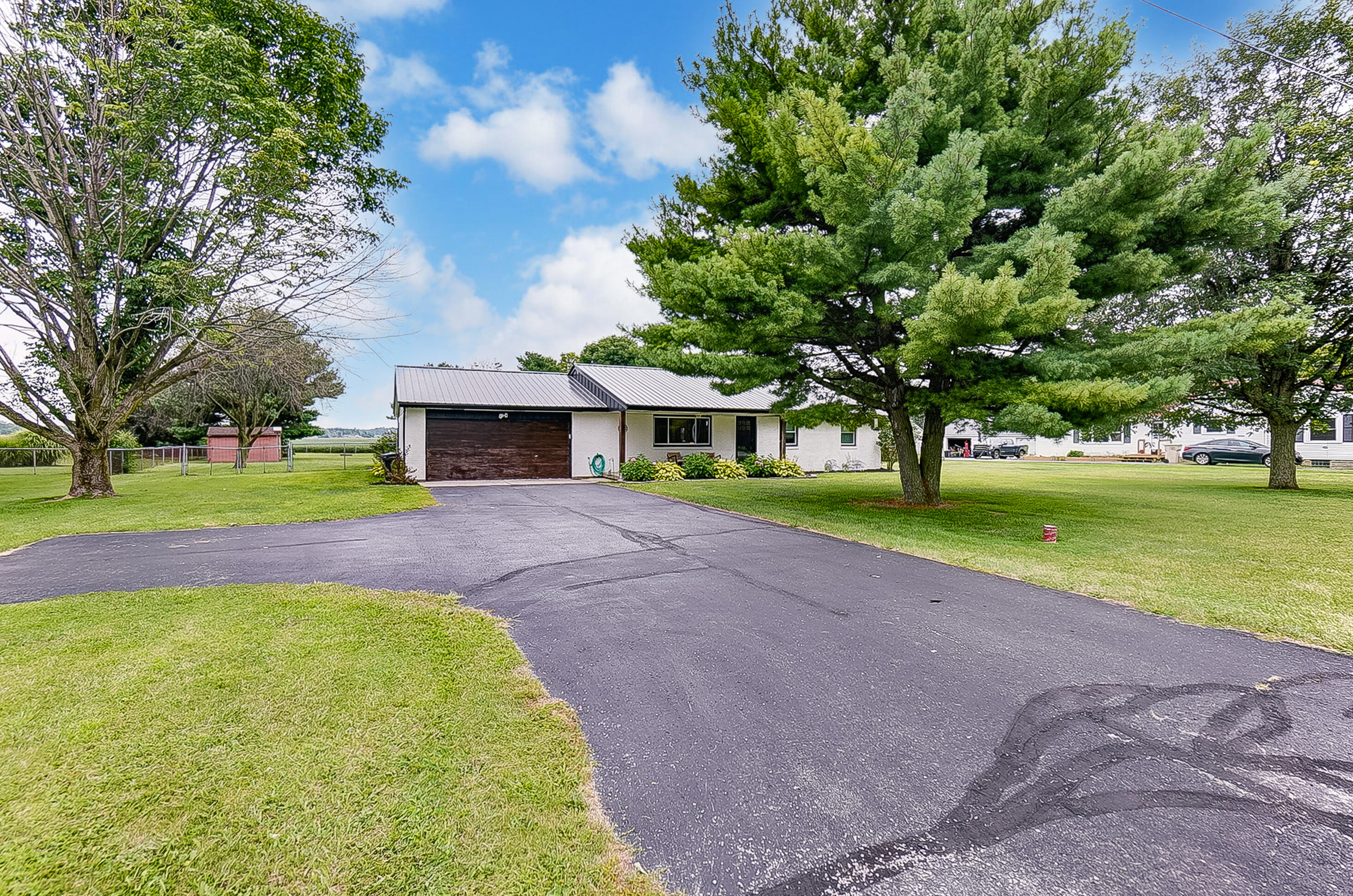 2990 Old Clifton Road Springfield, OH 45502 - Photo 4 of 35