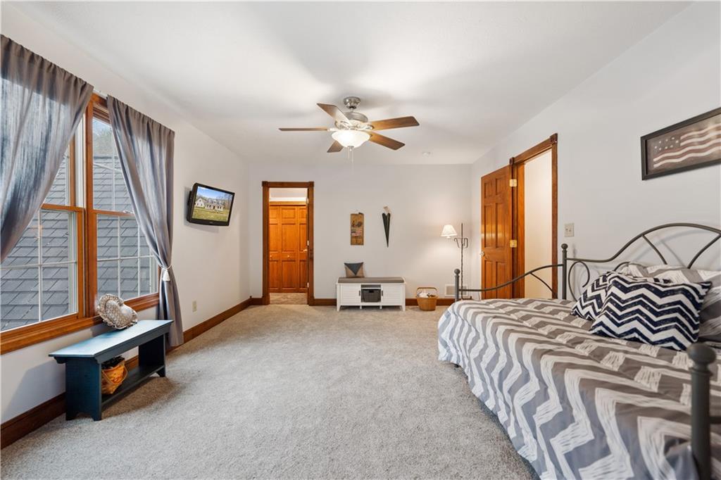 528 Hahn Road Canonsburg, PA 15317 - Photo 15 of 25 Gallery Image 15
