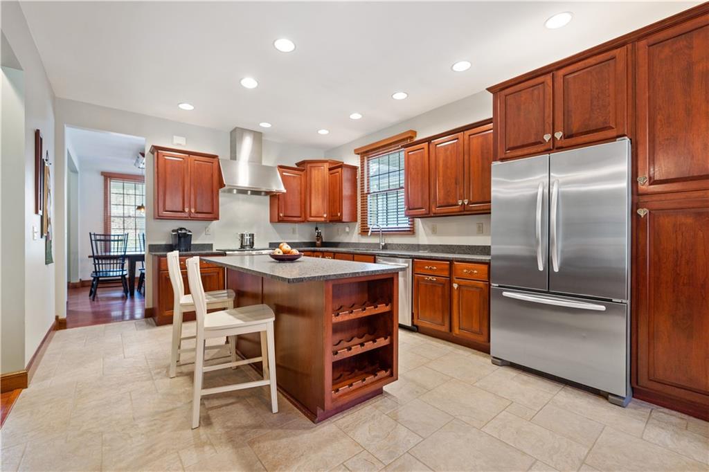 528 Hahn Road Canonsburg, PA 15317 - Photo 8 of 25 Gallery Image 8