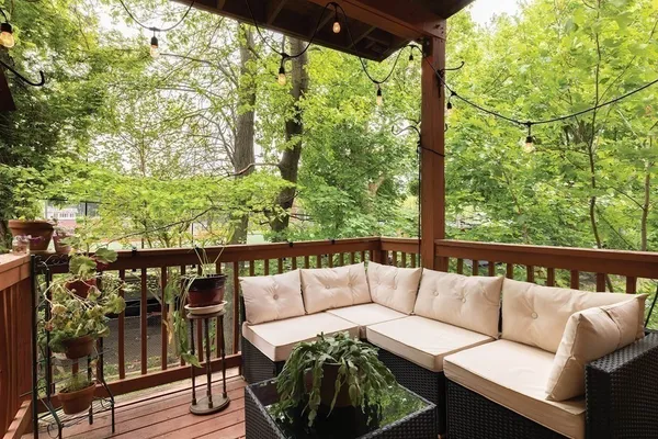 $6,000 | 16 Kent Square, Unit 1, Brookline, MA 02446