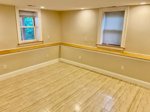 $6,000 | 16 Kent Square, Unit 1, Brookline, MA 02446