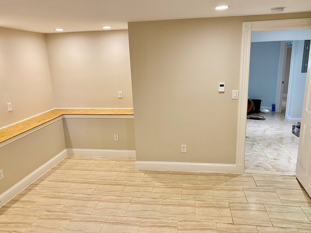 16 Kent Square, Unit 1 Brookline, MA 02446 - Photo 17 of 25