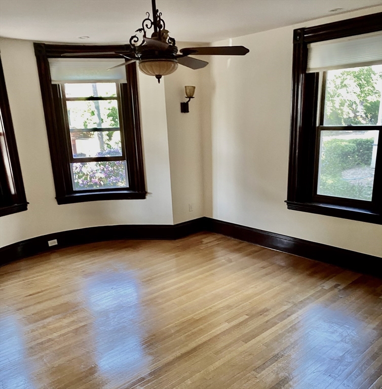 16 Kent Square, Unit 1 Brookline, MA 02446 - Photo 9 of 25