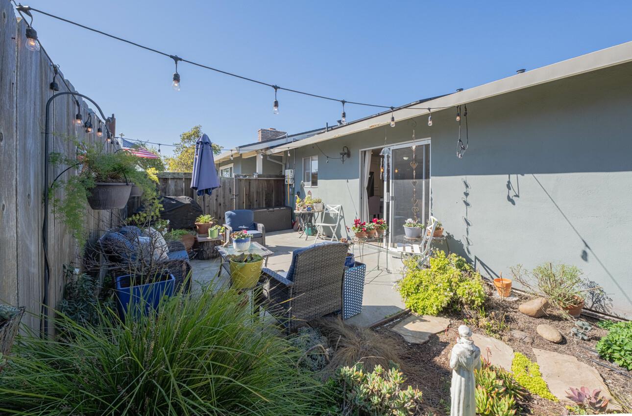 408 Kipling Street Salinas, CA 93901 - Photo 17 of 33 a view of a patio with table and chairs and potted plants