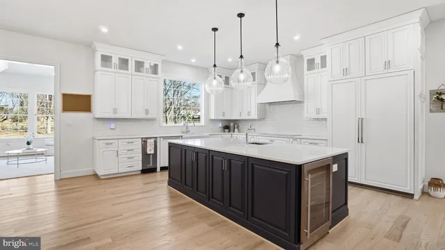 $3,399,990 | 10525 Tanager Lane, Potomac, MD 20854