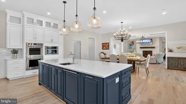 $3,399,990 | 10525 Tanager Lane, Potomac, MD 20854