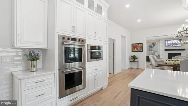 $3,399,990 | 10525 Tanager Lane, Potomac, MD 20854