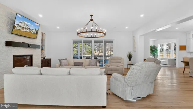 $3,399,990 | 10525 Tanager Lane, Potomac, MD 20854