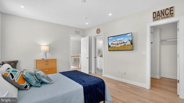 $3,399,990 | 10525 Tanager Lane, Potomac, MD 20854