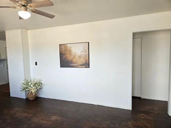 $54,500 | 803 North Donley Avenue, Tulia, TX 79088