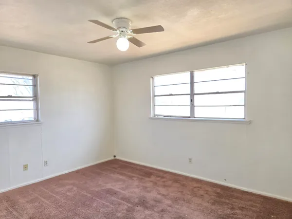 $54,500 | 803 North Donley Avenue, Tulia, TX 79088