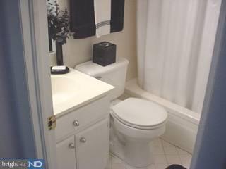 224 Pennell Road, Unit H4 Media, PA 19063 - Photo 3 of 6 Gallery Image 3