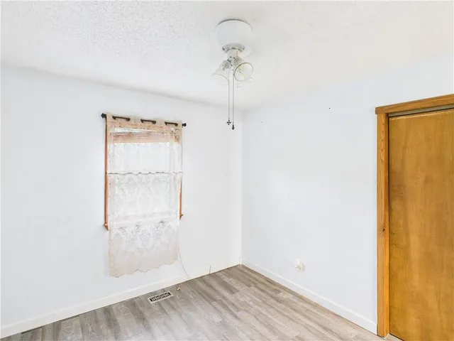 $215,000 | 300 East Mason Street, La Monte, MO 65337