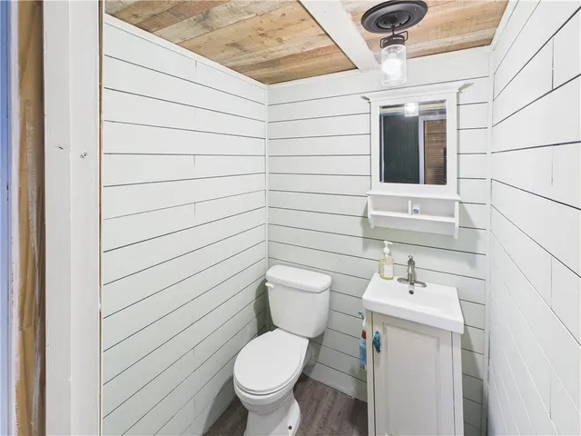 $215,000 | 300 East Mason Street, La Monte, MO 65337