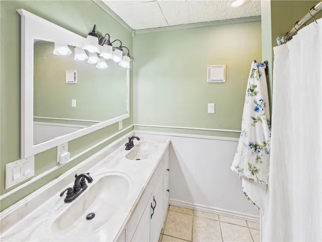 $215,000 | 300 East Mason Street, La Monte, MO 65337