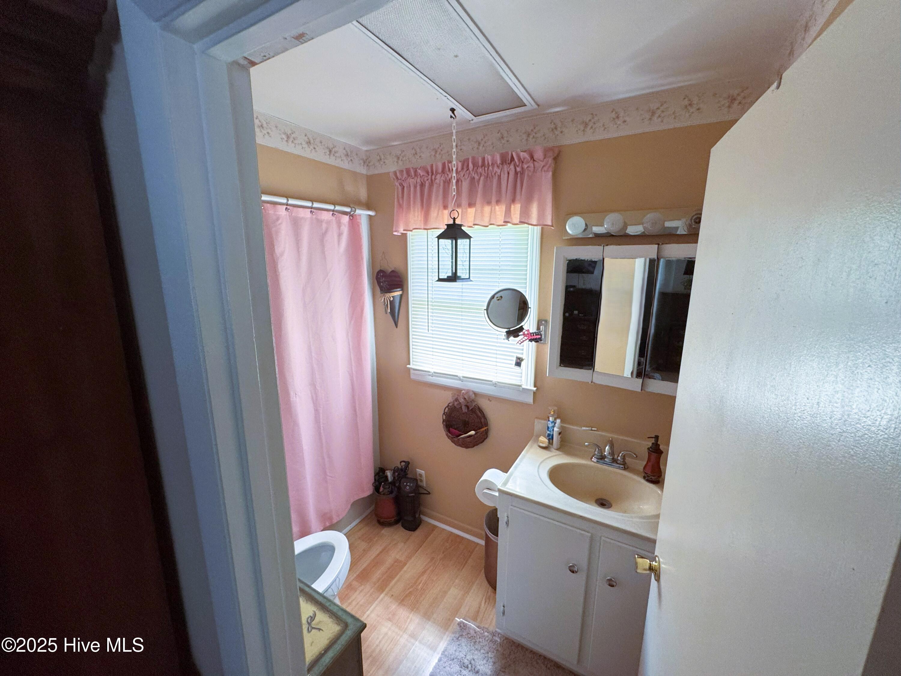 320 Aiken Road Southern Pines, NC 28387 - Photo 14 of 26 Primary Bathroom