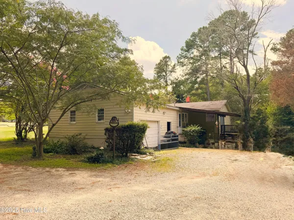 $395,000 | 320 Aiken Road, Southern Pines, NC 28387