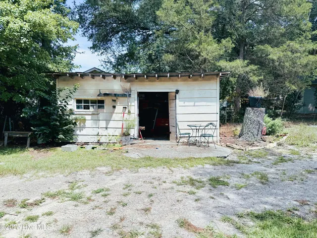 $395,000 | 320 Aiken Road, Southern Pines, NC 28387