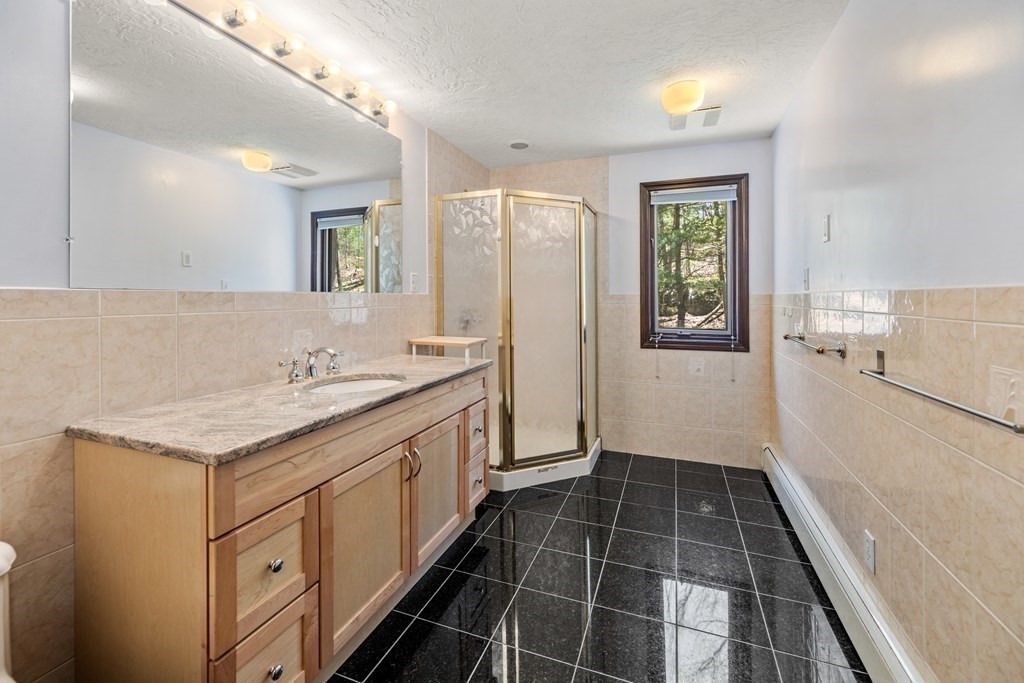 27 Huckleberry Hill Road Lincoln, MA 01773 - Photo 15 of 24