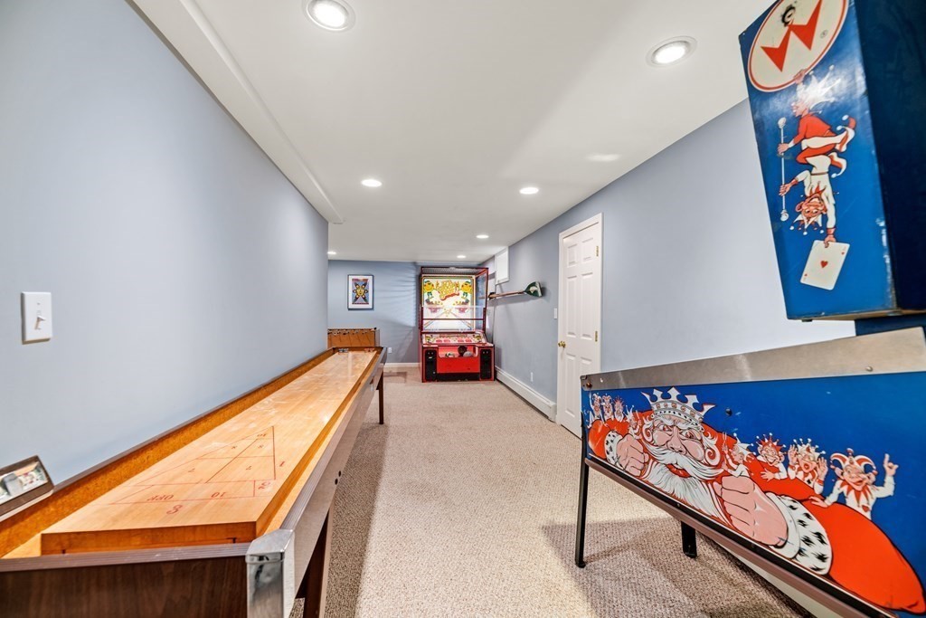 27 Huckleberry Hill Road Lincoln, MA 01773 - Photo 19 of 24