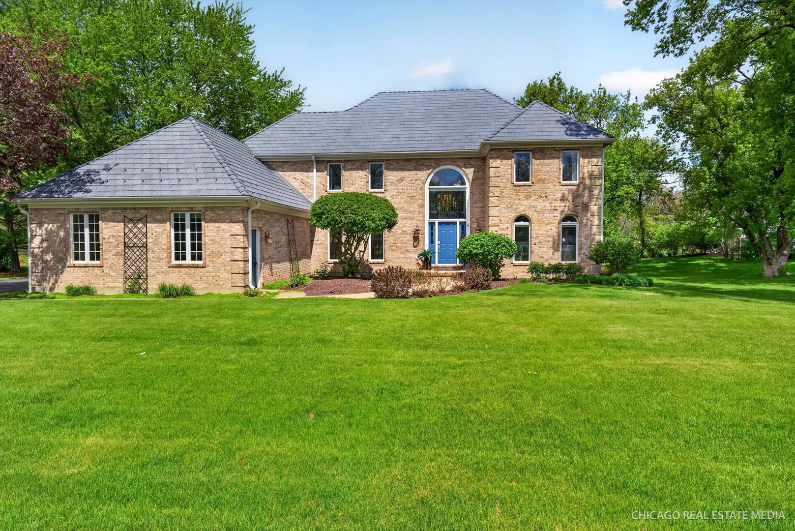 676 Old Westbury Road Crystal Lake, IL 60012 - Photo 2 of 67
