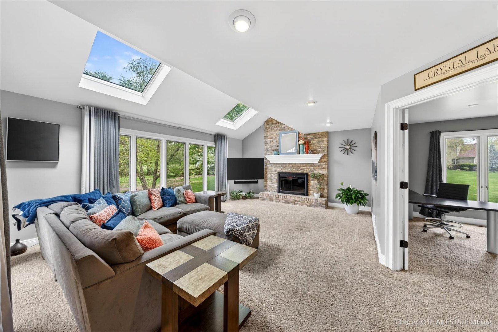676 Old Westbury Road Crystal Lake, IL 60012 - Photo 24 of 67
