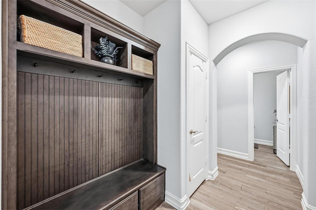 609 Dusty Glen Trail Midlothian, TX 76065 - Photo 15 of 40 a view of a house with a balcony