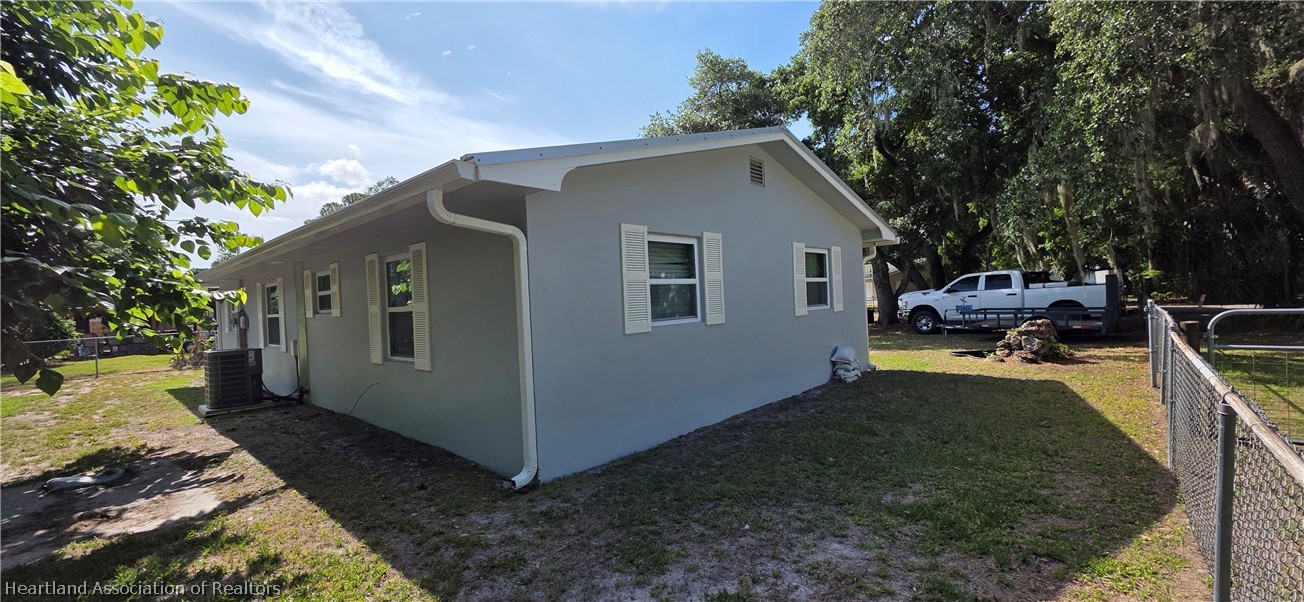 3639 Southwest 19th Street Okeechobee, FL 34974 - Photo 4 of 25