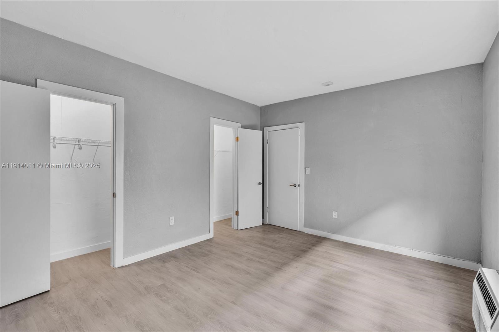 9200 East Bay Harbor Drive, Unit 2A Bay Harbor Islands, FL 33154 - Photo 22 of 45 a view of an empty room