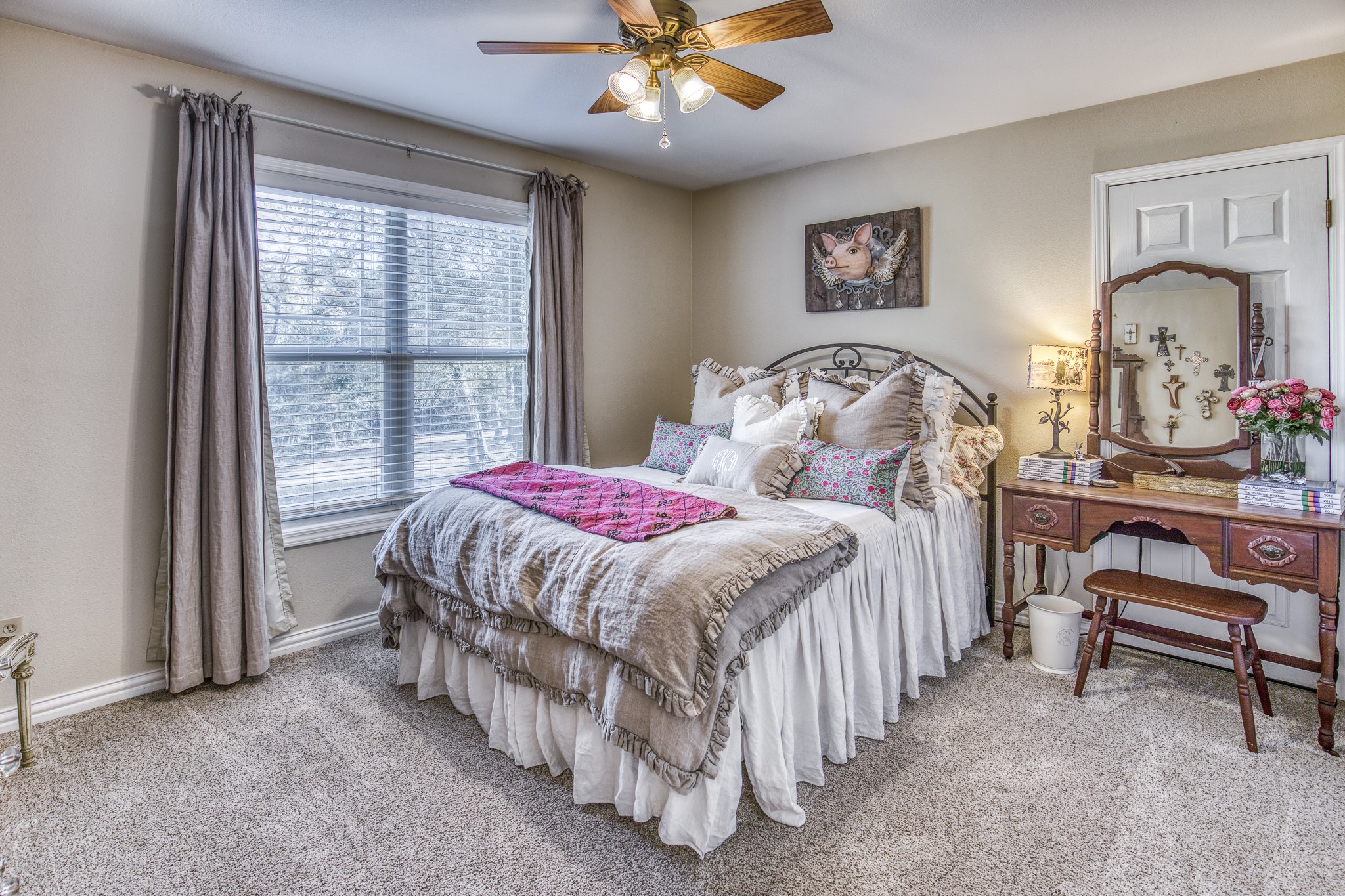 533 Bybee Road Round Top, TX 78954 - Photo 9 of 29 a bedroom with a bed and a table