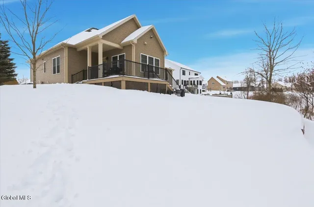 $849,900 | 9 Fieldstone Drive, Ballston, NY 12019