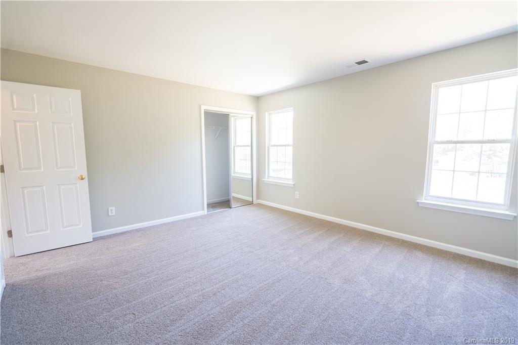 9005 Cameron Spring Road Charlotte, NC 28214 - Photo 22 of 35 Gallery Image 22
