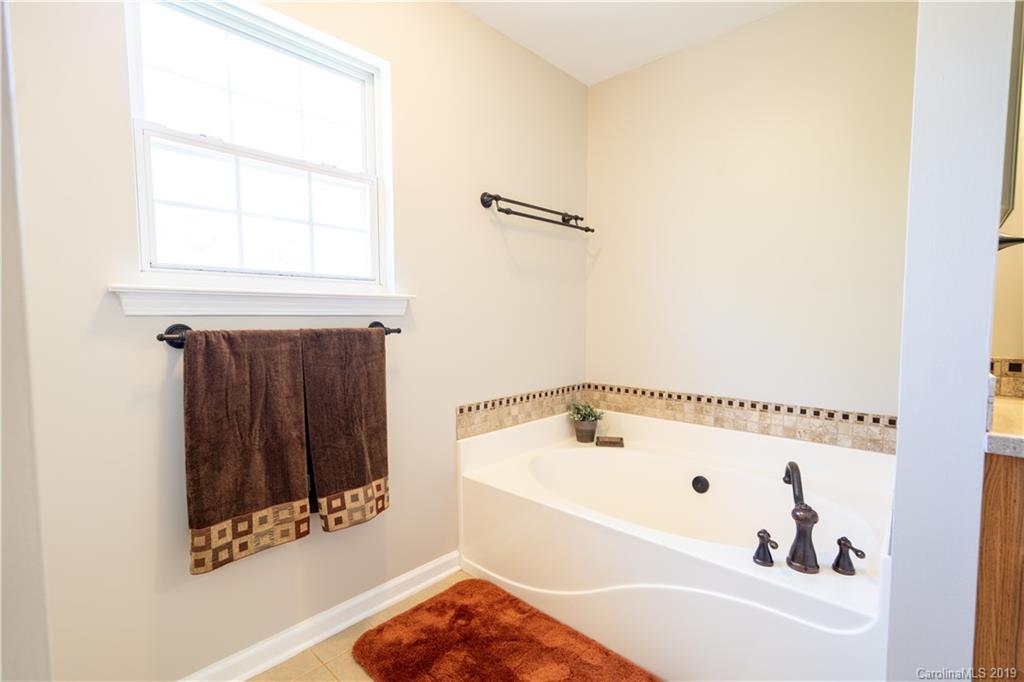 9005 Cameron Spring Road Charlotte, NC 28214 - Photo 29 of 35 Gallery Image 29