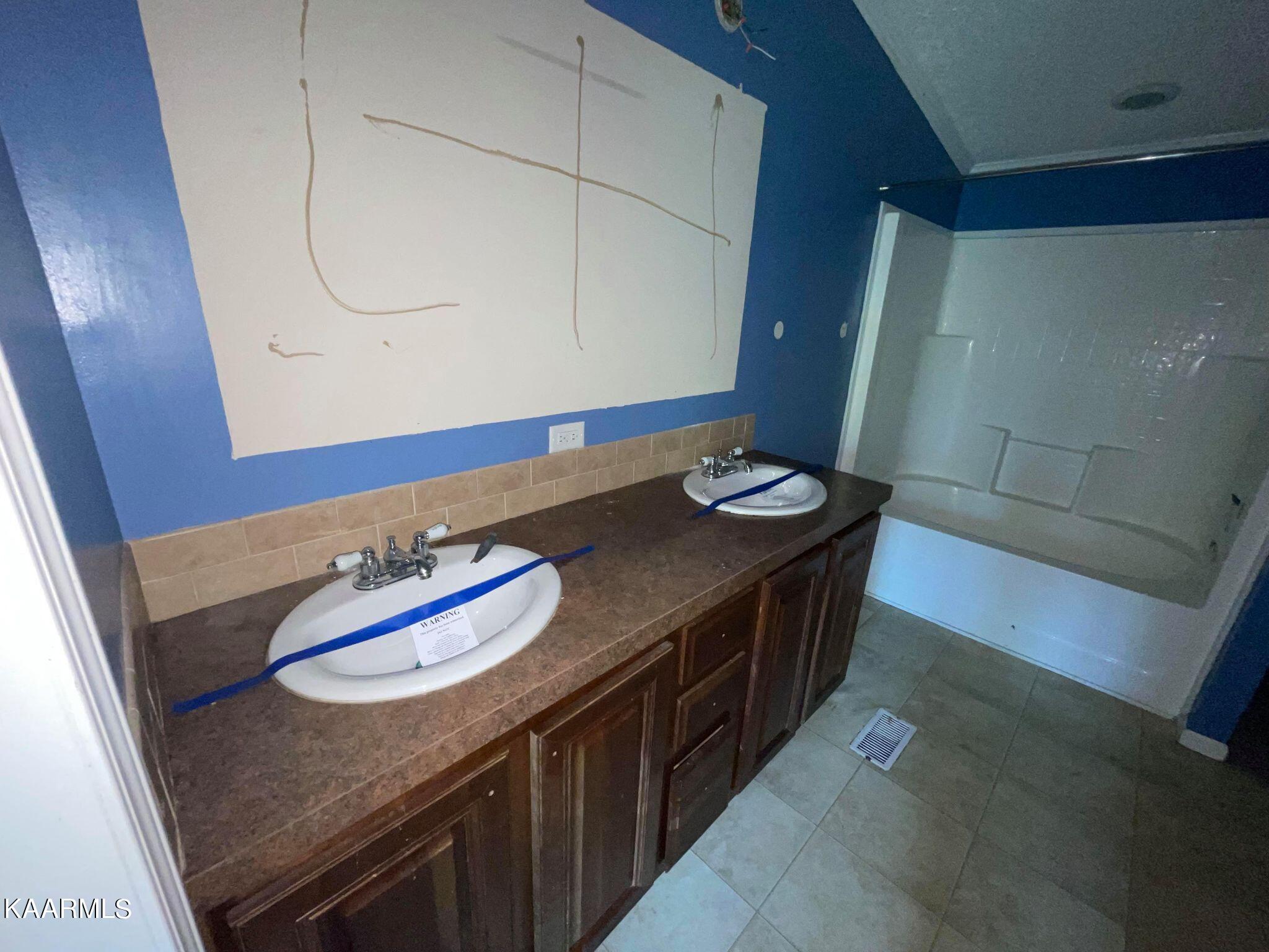 131 Rich Road Lancing, TN 37770 - Photo 25 of 45 241824565_153481116944672_81945907278540