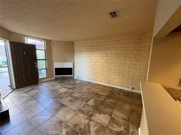 $2,400 | 1471 Everton Place, Riverside, CA 92507