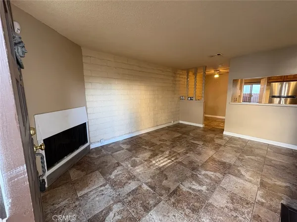 $2,400 | 1471 Everton Place, Riverside, CA 92507