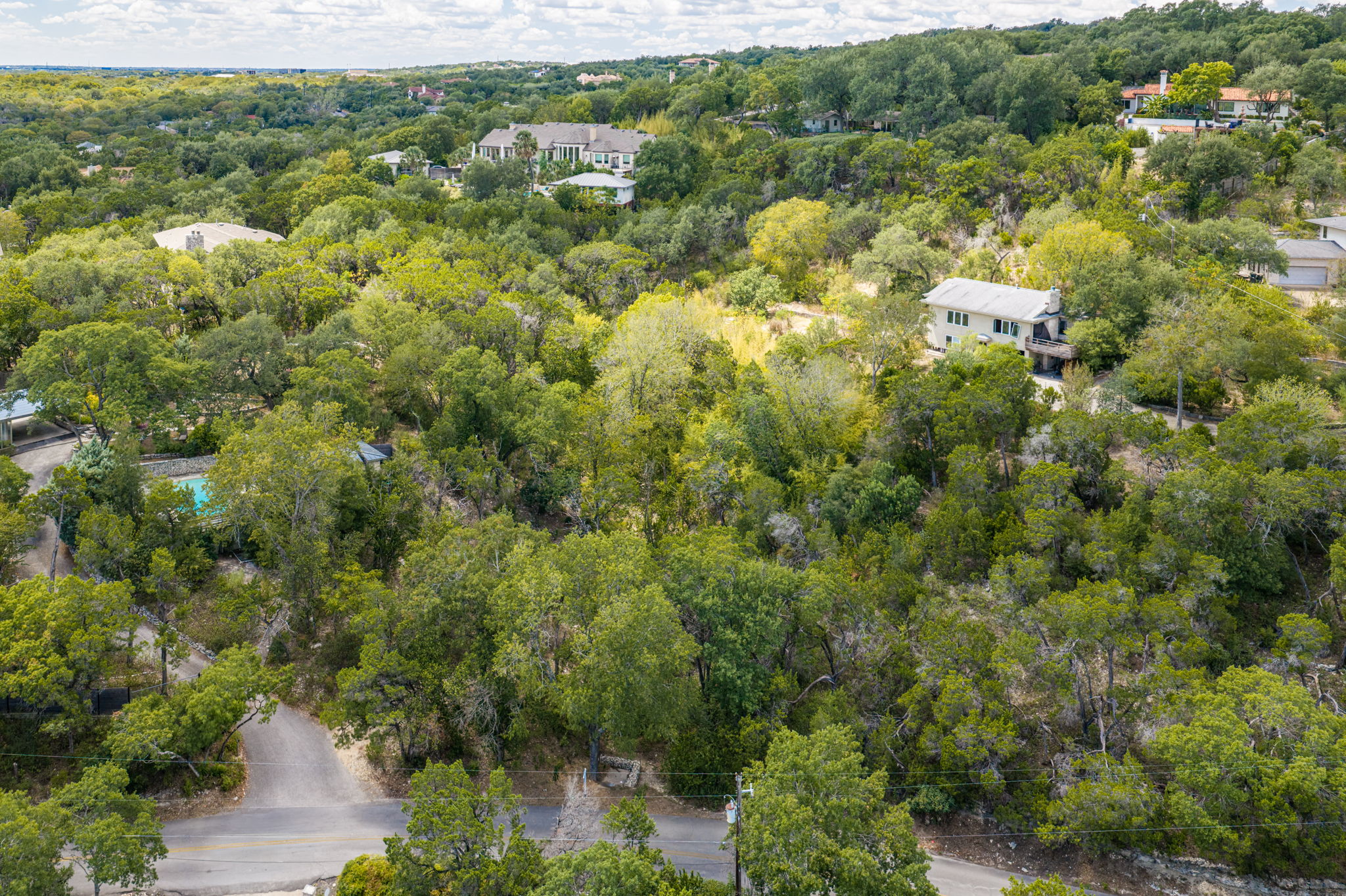 103 Yaupon Valley Road Austin, TX 78746 - Photo 10 of 14 Gallery Image 10