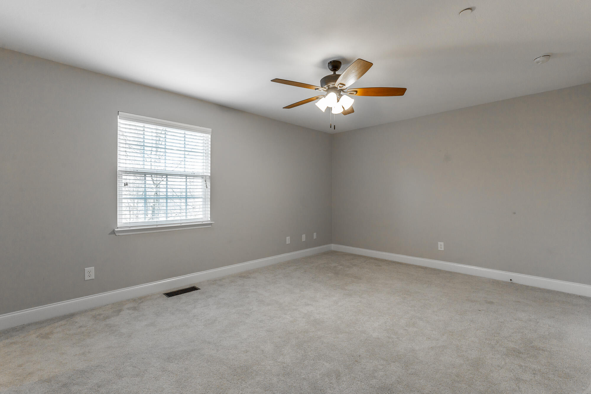 1109 Maple Tree Lane Chattanooga, TN 37421 - Photo 24 of 33 1109 Maple Tree Lane HD-26