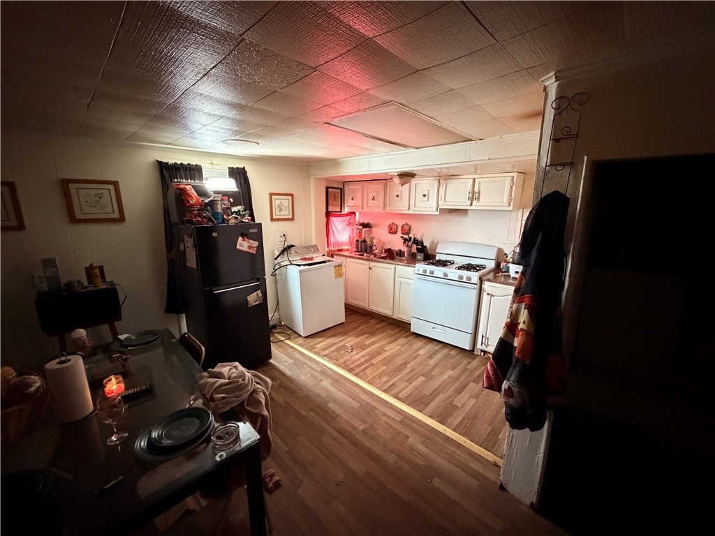 209 Atkinson Street Rochester, NY 14608 - Photo 2 of 13