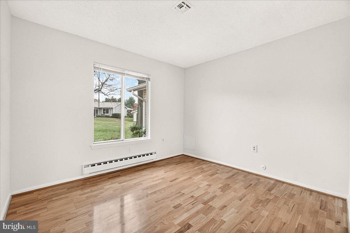 9 Fitzhugh Court, Unit 71B Silver Spring, MD 20906 - Photo 22 of 48 Nice size room for guests or office