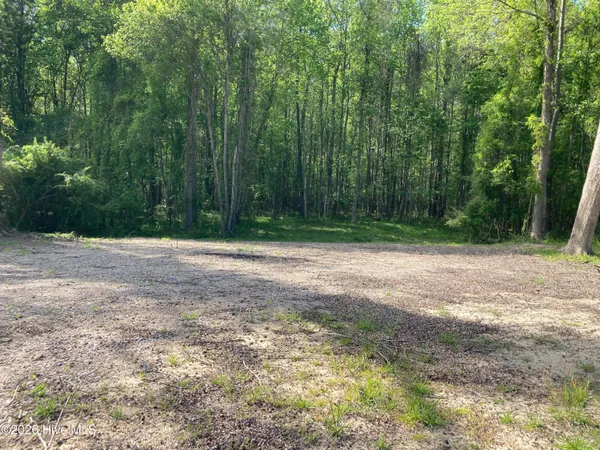 $45,000 | 316 Bayview Road, Bayview, NC 27808