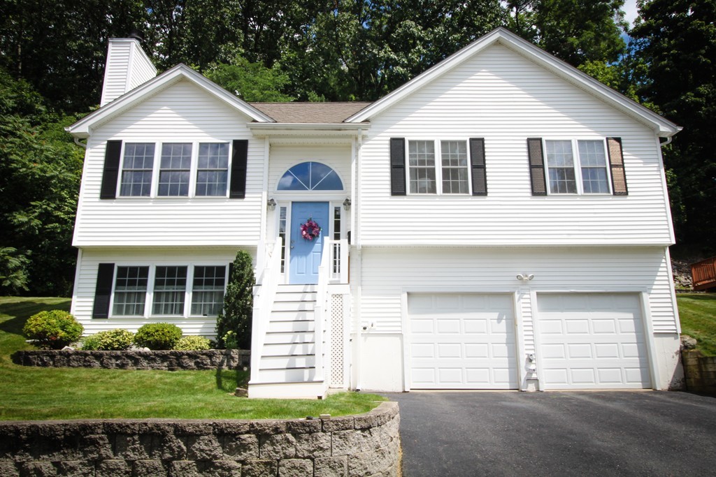 14 Sherwood Road Worcester, MA 01602 - Photo 1 of 30