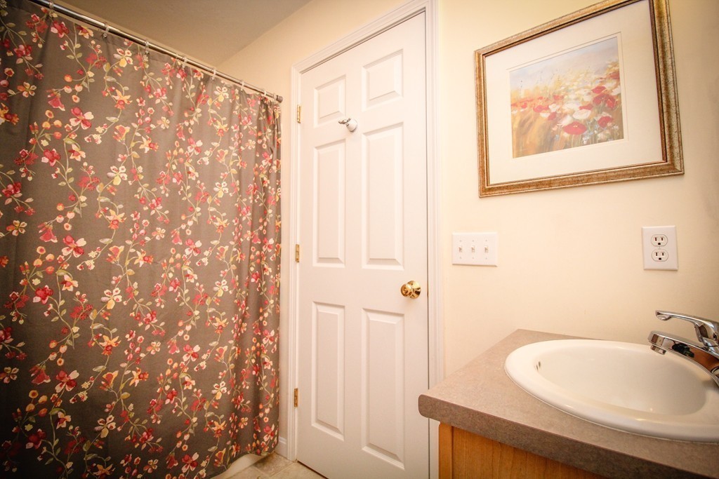 14 Sherwood Road Worcester, MA 01602 - Photo 15 of 30