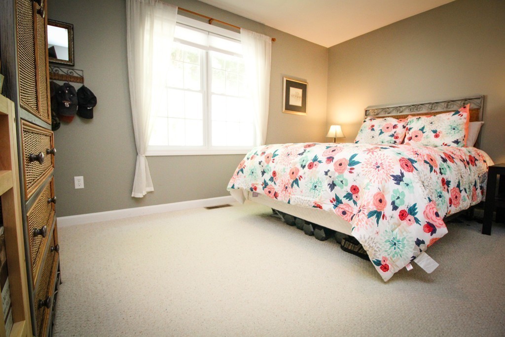 14 Sherwood Road Worcester, MA 01602 - Photo 9 of 30