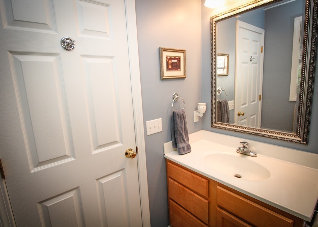14 Sherwood Road Worcester, MA 01602 - Photo 10 of 30