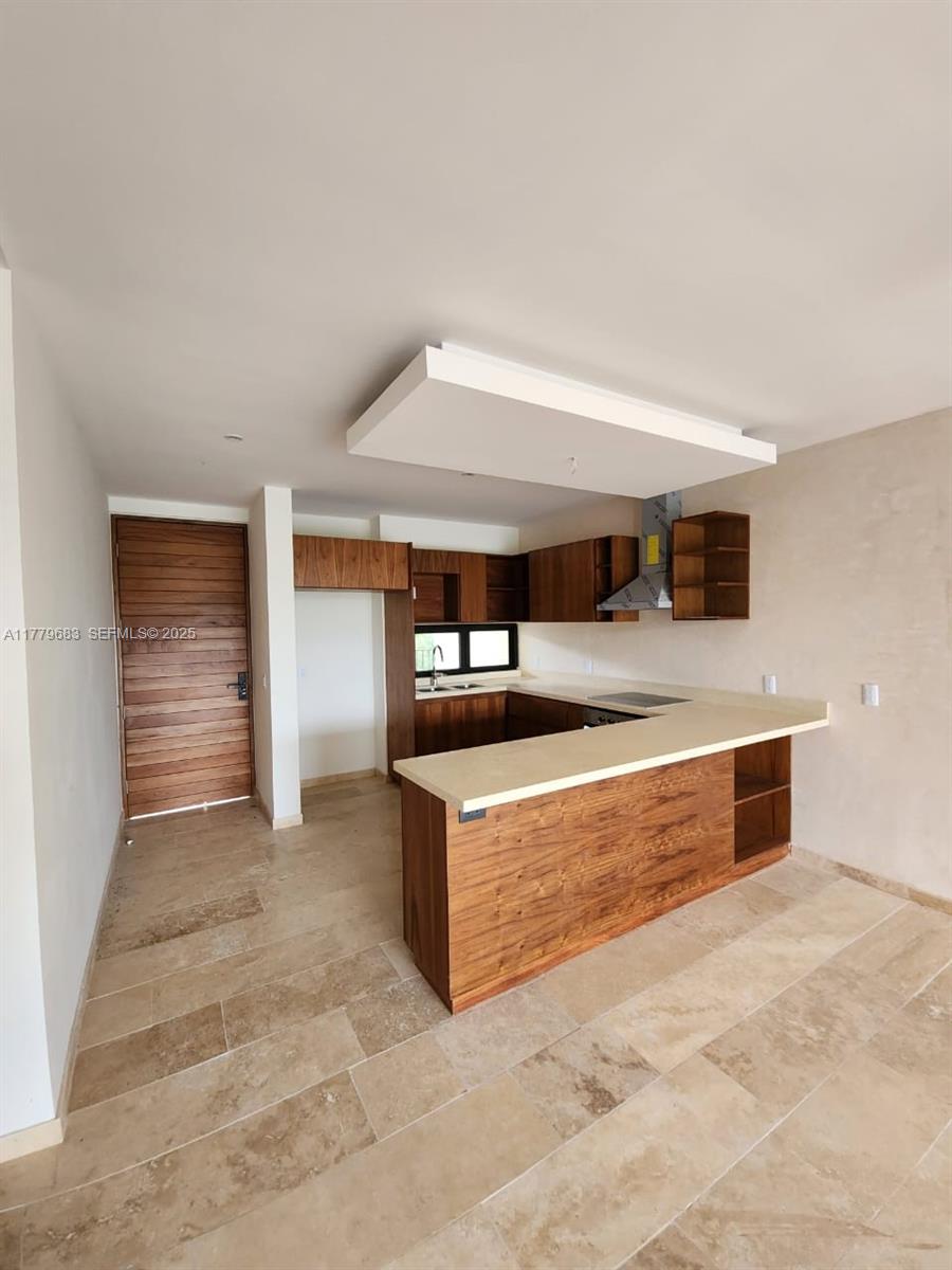 77760 Itzamna, Unit D101 undefined, FL 00000 - Photo 26 of 35 a view of an entryway