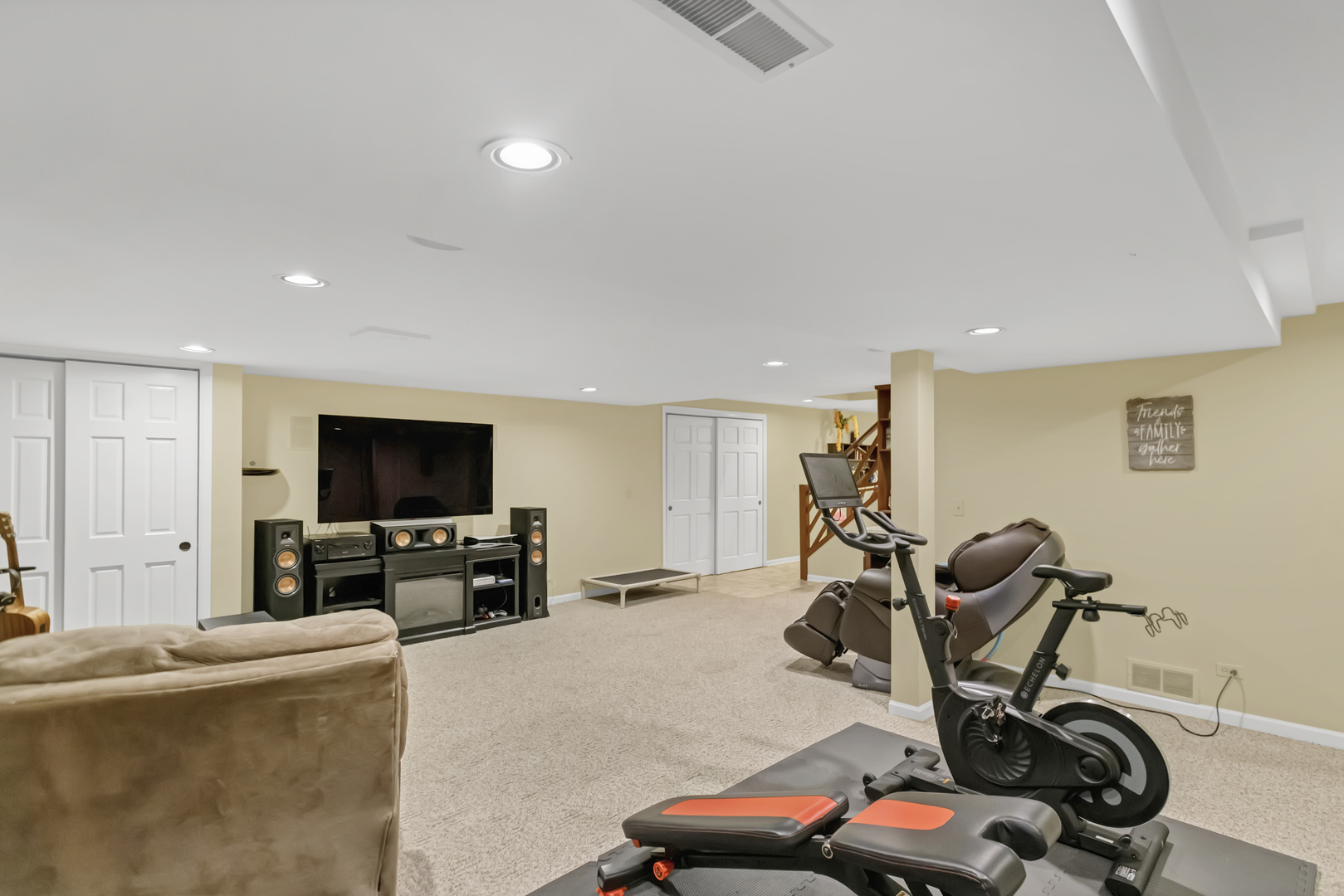 985 Chapel Court North Glen Ellyn, IL 60137 - Photo 36 of 46 a view of a room with gym equipment