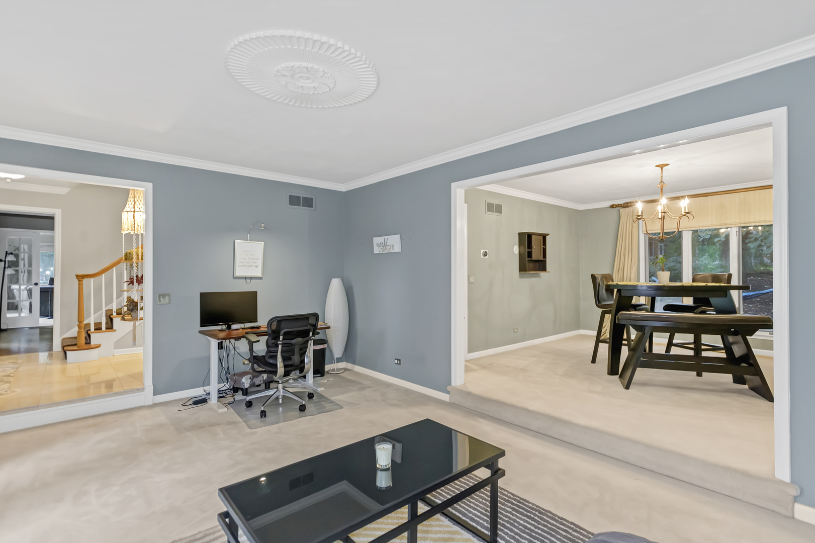 985 Chapel Court North Glen Ellyn, IL 60137 - Photo 5 of 46 a view of a dining room with furniture