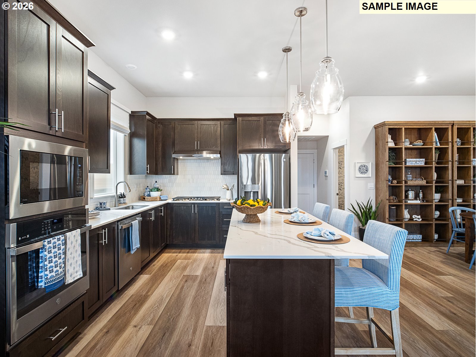 18304 Southwest Weeks Way Beaverton, OR 97007 - Photo 8 of 25